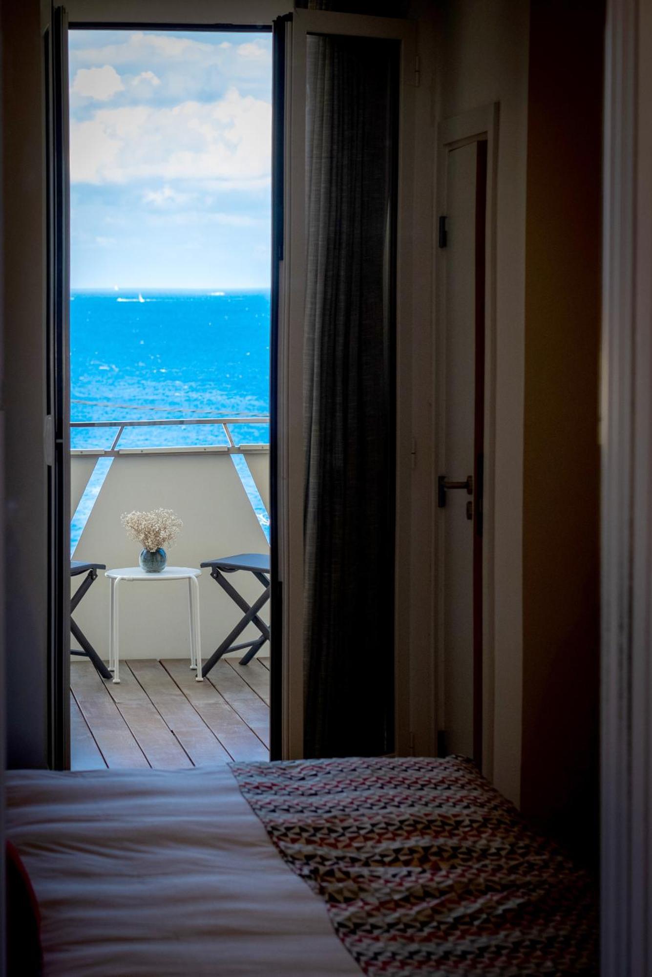 Hôtel Méditerranée Calvi  Esterno foto