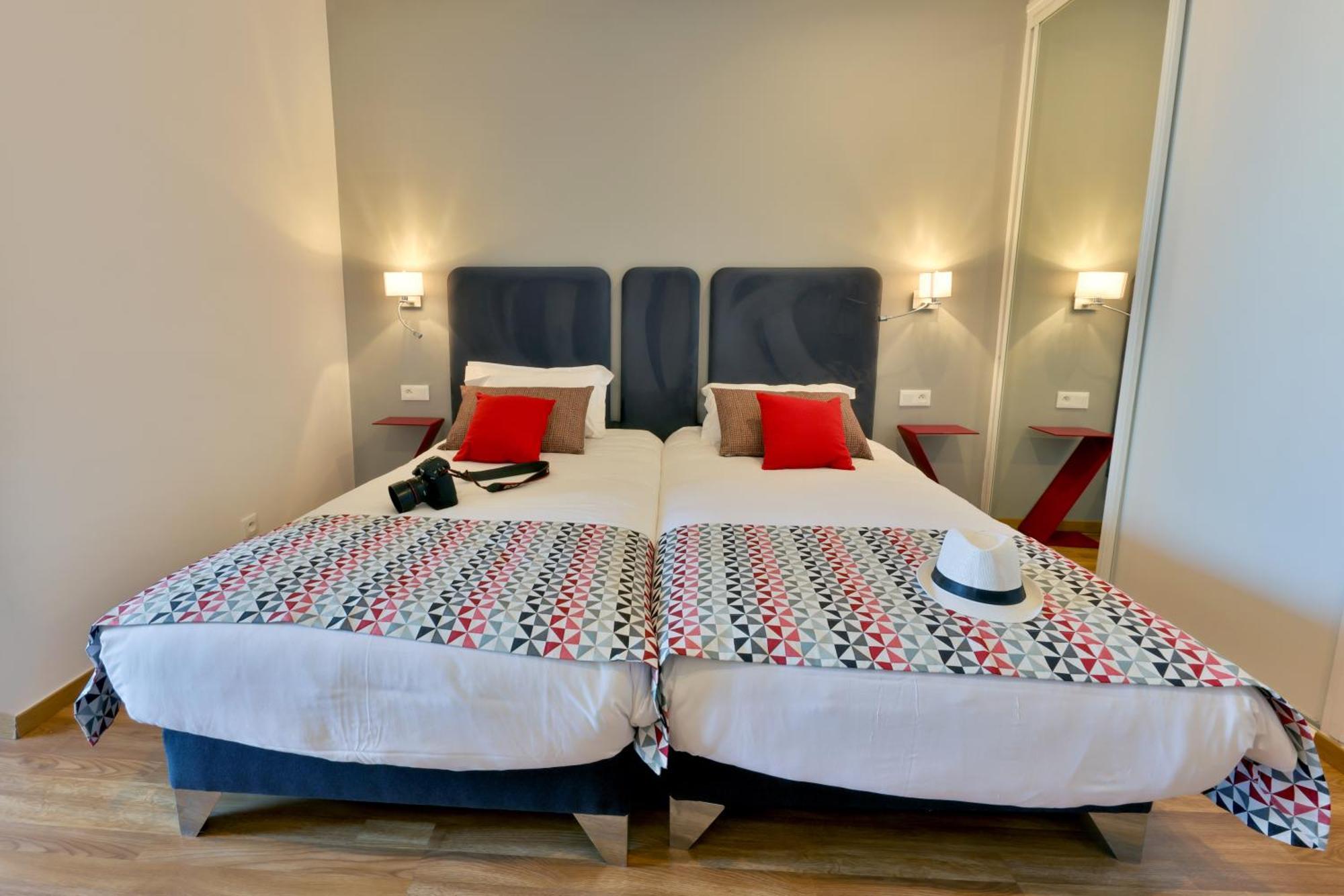 Hôtel Méditerranée Calvi  Esterno foto