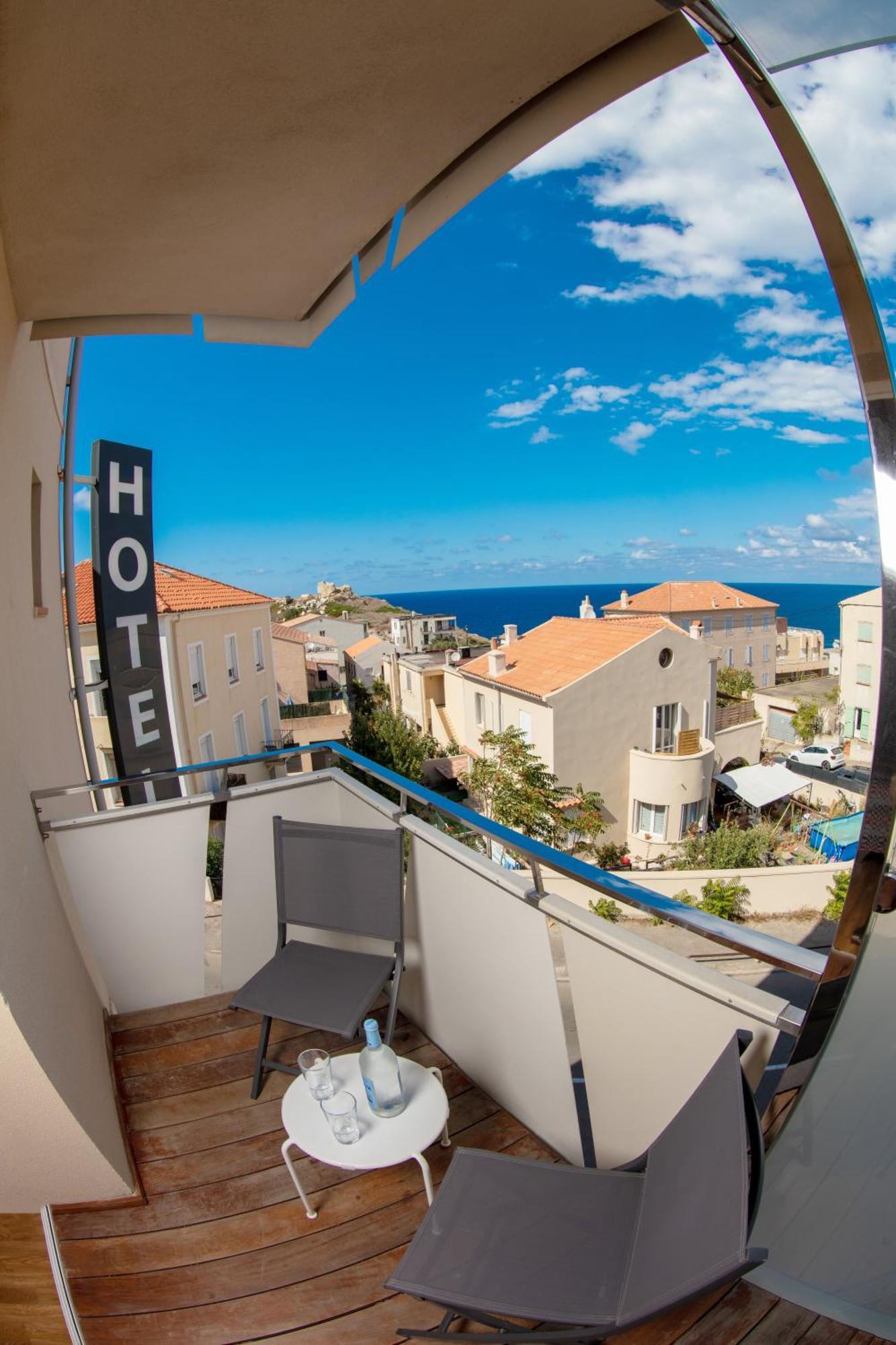 Hôtel Méditerranée Calvi  Esterno foto