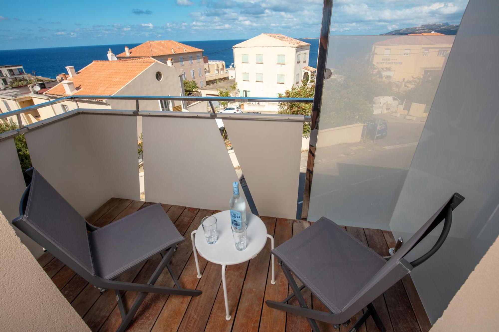 Hôtel Méditerranée Calvi  Esterno foto