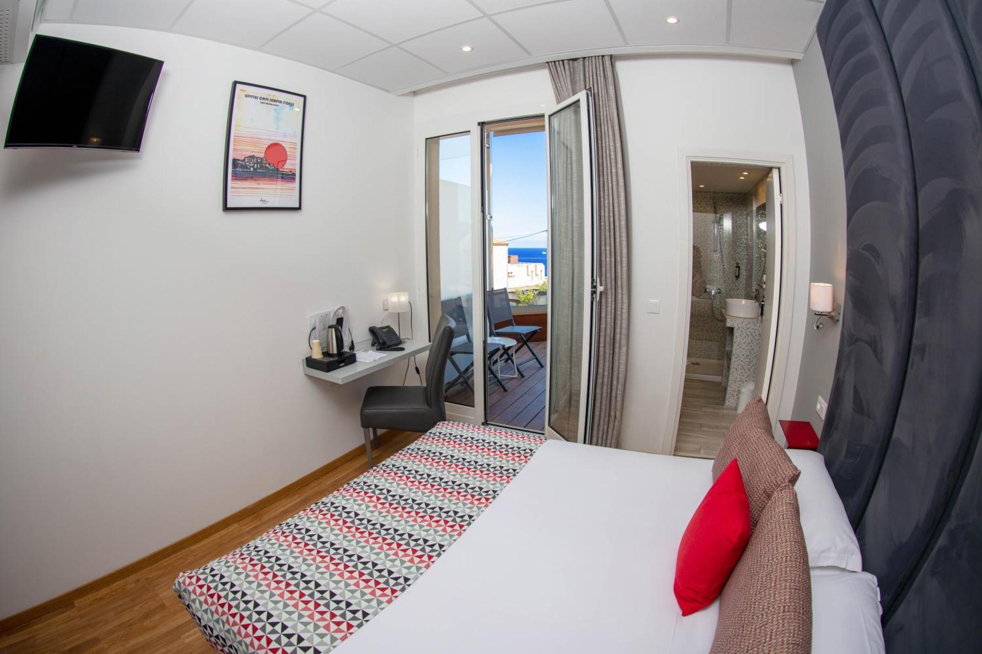 Hôtel Méditerranée Calvi  Esterno foto